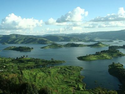 lake Bunyonyi